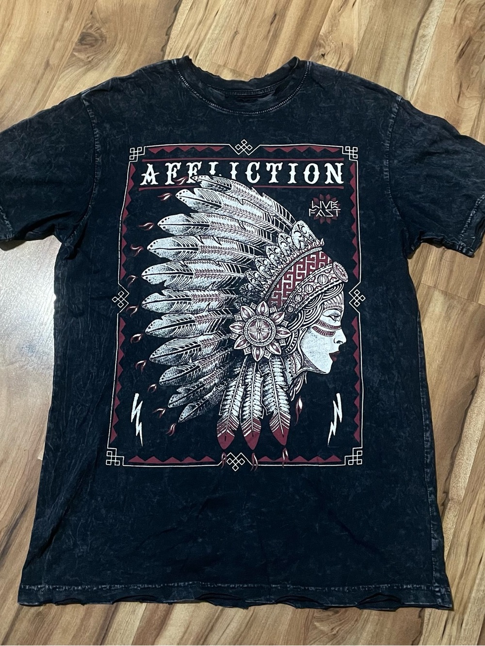 Affliction T-Shirt Seneca Native Headdress Acid Wash Live Fast Goth Y2K Sz M